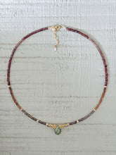 Charger l'image dans la galerie, Collier Jeannette saphir de tundra