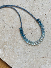 Charger l'image dans la galerie, Collier Brigitte aigue-marine et saphir
