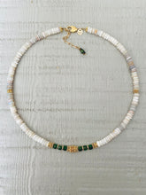 Charger l'image dans la galerie, Collier Eliette opale et tsavorite