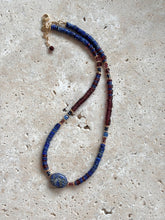 Charger l'image dans la galerie, Collier Scarlett lapis lazuli
